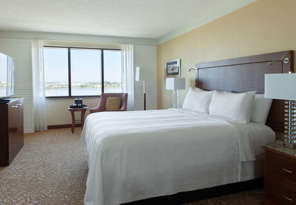 West Palm Beach Marriott Exterior photo