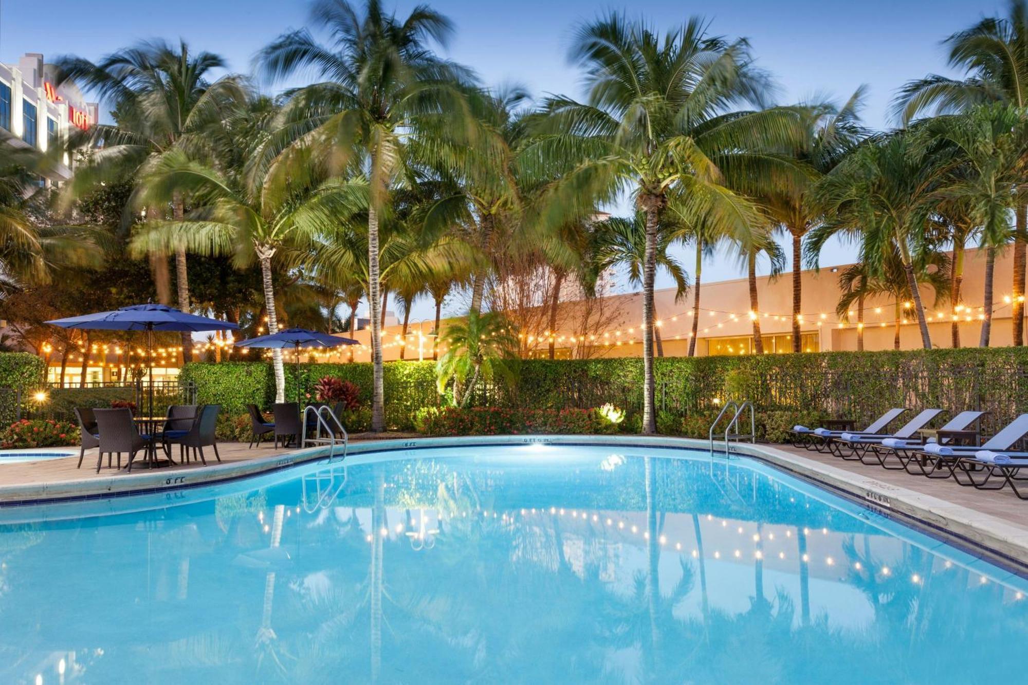 West Palm Beach Marriott Exterior photo